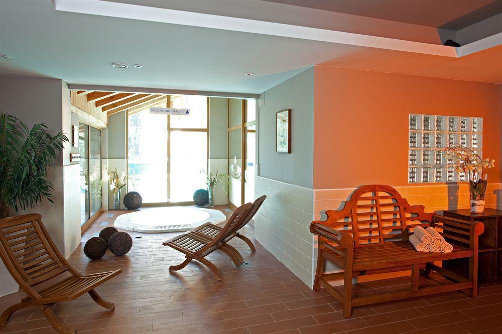 Belambra Clubs Residence Les Menuires - Le Hameau Des Airelles Сен-Мартен-дьо-Белвил Екстериор снимка