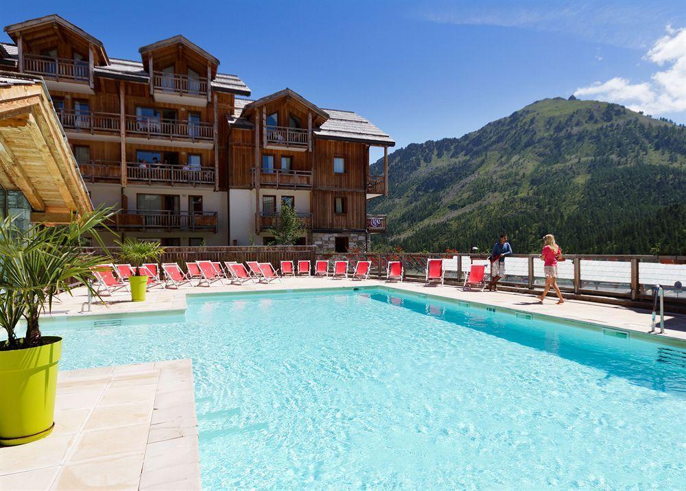 Belambra Clubs Residence Les Menuires - Le Hameau Des Airelles Сен-Мартен-дьо-Белвил Екстериор снимка