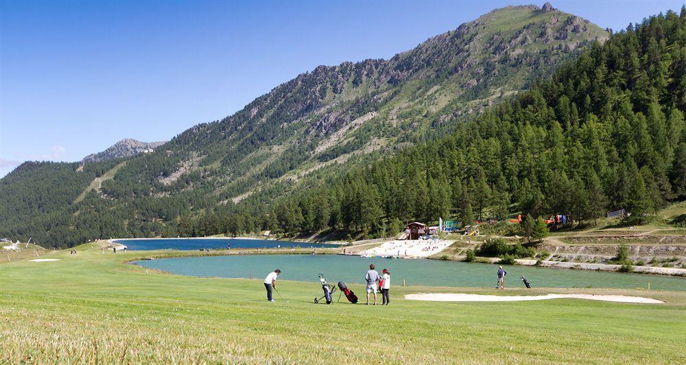 Belambra Clubs Residence Les Menuires - Le Hameau Des Airelles Сен-Мартен-дьо-Белвил Екстериор снимка