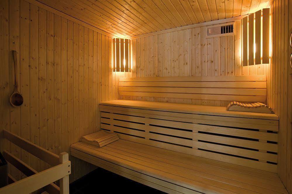 Belambra Clubs Residence Les Menuires - Le Hameau Des Airelles Сен-Мартен-дьо-Белвил Екстериор снимка